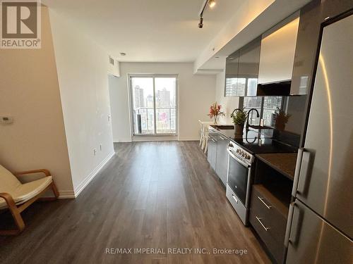 3208 - 251 Jarvis Street, Toronto (Moss Park), ON - Indoor Photo Showing Kitchen