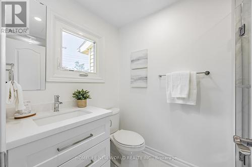 72 Dunmail Drive, Toronto (Agincourt North), ON - Indoor Photo Showing Bathroom