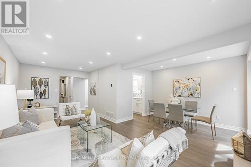 72 Dunmail Drive, Toronto (Agincourt North), ON - Indoor Photo Showing Living Room