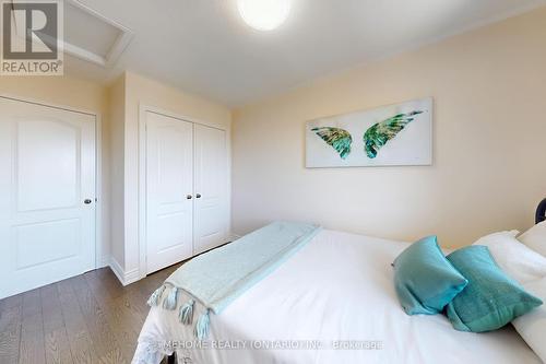 235 Shirley Drive, Richmond Hill, ON - Indoor Photo Showing Bedroom