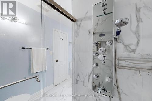 235 Shirley Drive, Richmond Hill, ON - Indoor Photo Showing Bathroom