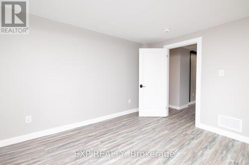 9 Gunn Street, Barrie (Wellington), ON - Indoor Photo Showing Other Room