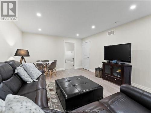 3285 Tullio Drive, Lasalle, ON - Indoor