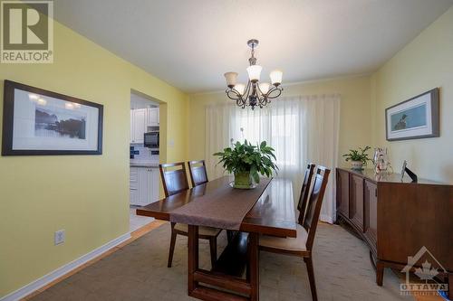 510 Woodchase Street, Ottawa, ON - Indoor Photo Showing Dining Room