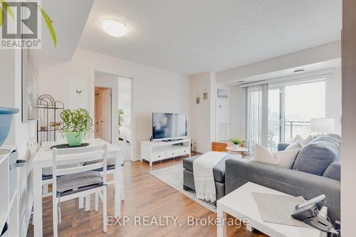 503 - 7 Kay Crescent, Guelph (Guelph South), ON - Indoor Photo Showing Living Room