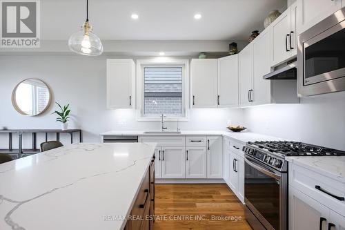 21 Lang Lane, East Luther Grand Valley, ON - Indoor Photo Showing Kitchen With Upgraded Kitchen