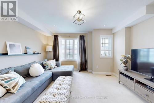 53 Shady Oaks Avenue, Markham (Cornell), ON - Indoor Photo Showing Living Room