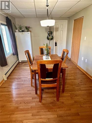 6063 King Street, Mindemoya, Manitoulin Island, ON - Indoor Photo Showing Dining Room