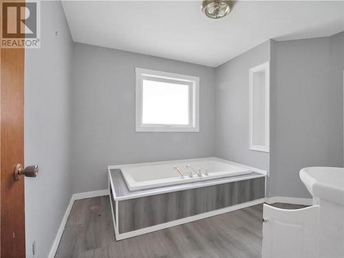 459 Front Mountain Road, Moncton, NB - Indoor Photo Showing Bathroom