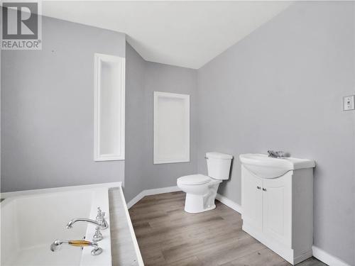 459 Front Mountain Road, Moncton, NB - Indoor Photo Showing Bathroom