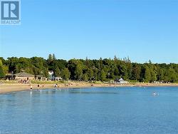 Just A Short Walk To The Port Elgin Beach - 