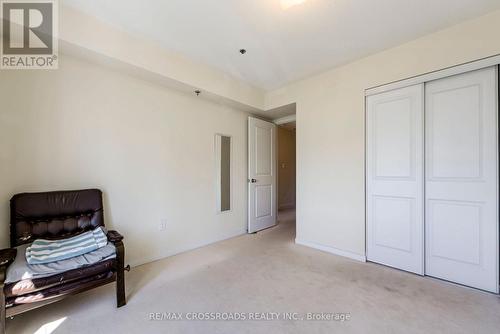 25D Hobson Avenue, Toronto (Victoria Village), ON - Indoor Photo Showing Bedroom