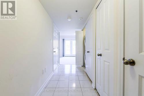 25D Hobson Avenue, Toronto (Victoria Village), ON - Indoor Photo Showing Other Room