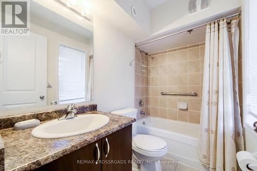 25D Hobson Avenue, Toronto (Victoria Village), ON - Indoor Photo Showing Bathroom