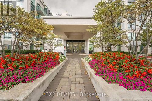 105 - 20 North Park Road, Vaughan, ON - Outdoor