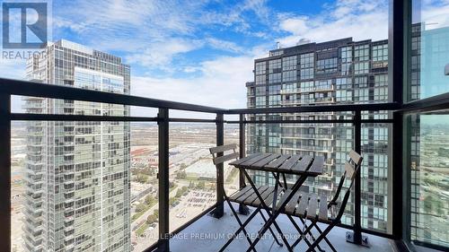 3207 - 2910 Highway 7 Road, Vaughan, ON - Outdoor With Balcony