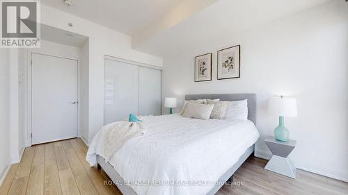 3207 - 2910 Highway 7 Road, Vaughan, ON - Indoor Photo Showing Bedroom