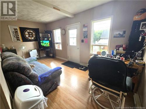 17 23 Rosario Street, Edmundston, NB - Indoor Photo Showing Living Room