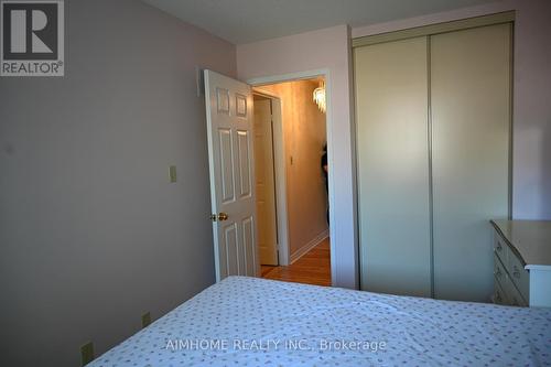 5241 Cinnamon Road, Mississauga (East Credit), ON - Indoor Photo Showing Bedroom