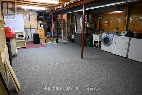 5241 Cinnamon Road, Mississauga (East Credit), ON - Indoor Photo Showing Laundry Room