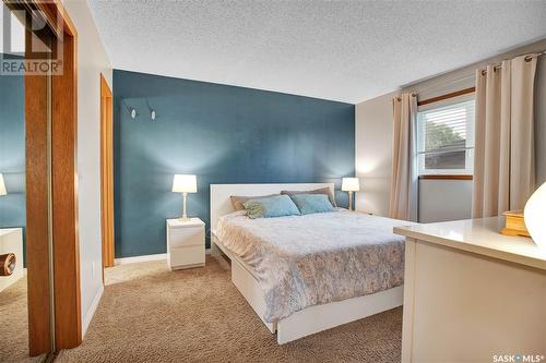 231 Marcotte Way, Saskatoon, SK - Indoor Photo Showing Bedroom