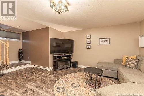 6 Dalton Street, Riverview, NB - Indoor Photo Showing Living Room