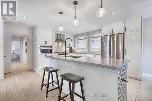 1 Hillavon Drive S, Toronto (Princess-Rosethorn), ON - Indoor Photo Showing Kitchen With Upgraded Kitchen