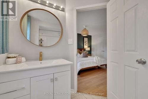 24 Wuthering Heights Road, Toronto (Rouge), ON - Indoor Photo Showing Bathroom