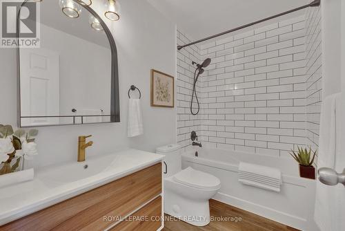 24 Wuthering Heights Road, Toronto (Rouge), ON - Indoor Photo Showing Bathroom