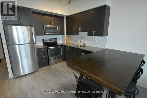 Ph 3 - 3600 Highway 7, Vaughan, ON - Indoor Photo Showing Kitchen