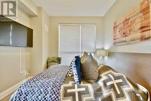 405 - 111 Worsley Street, Barrie (City Centre), ON - Indoor Photo Showing Bedroom