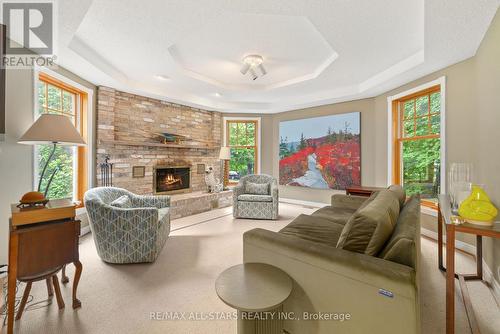 11 Aneva Court, Kawartha Lakes, ON - Indoor Photo Showing Living Room With Fireplace