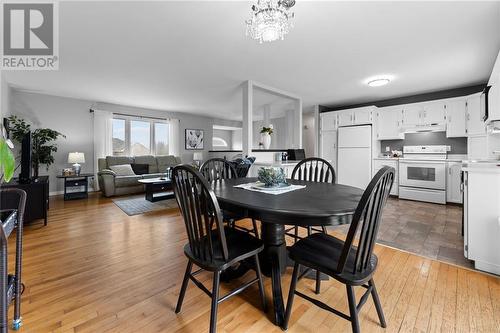 159 Pleasant View Drive, Pembroke, ON - Indoor Photo Showing Dining Room