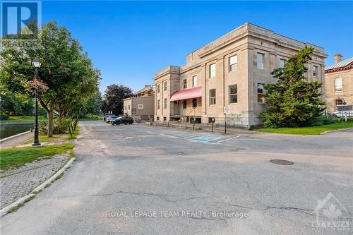 81 Gore Street E, Perth, ON 