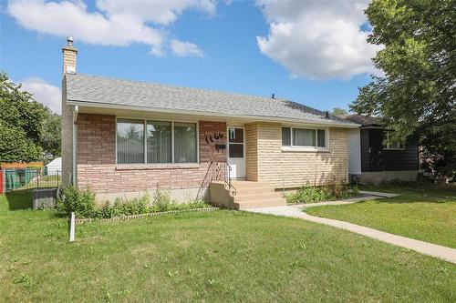 1166 Hector Bay, Winnipeg, MB - Outdoor