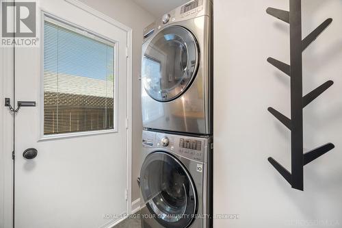 56 Moffat Crescent, Aurora (Aurora Heights), ON - Indoor Photo Showing Laundry Room