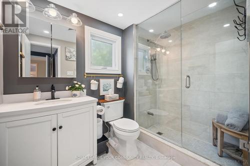 56 Moffat Crescent, Aurora, ON - Indoor Photo Showing Bathroom