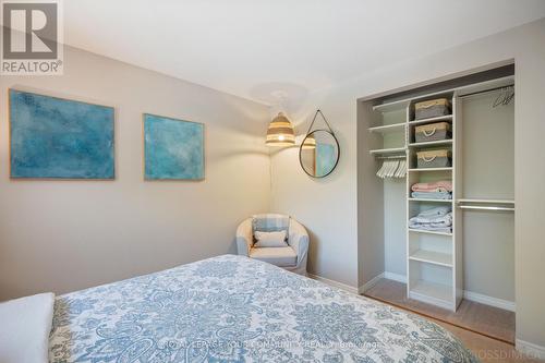 56 Moffat Crescent, Aurora (Aurora Heights), ON - Indoor Photo Showing Bedroom