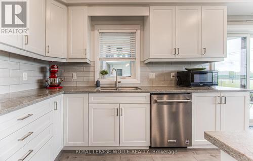 303 - 249 Grey Silo Road, Waterloo, ON - Indoor Photo Showing Kitchen With Double Sink