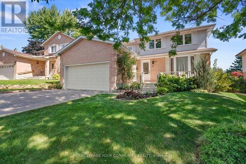 114 Devins Drive, Aurora (Aurora Heights), ON - Outdoor