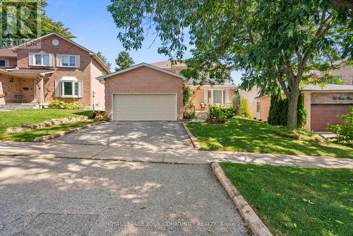 114 Devins Drive, Aurora (Aurora Heights), ON - Outdoor With Facade