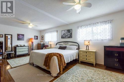 48 Nelson Street, Quinte West, ON - Indoor Photo Showing Bedroom