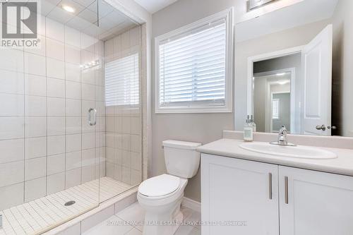 128 Sonoma Lane, Hamilton, ON - Indoor Photo Showing Bathroom