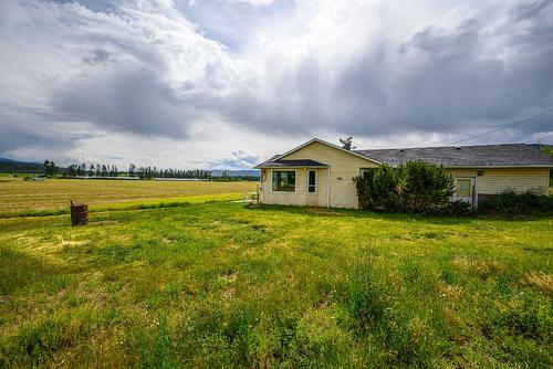 3575 Canyon Road, Spallumcheen, BC - Outdoor