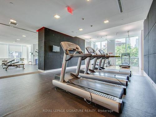 1005-120 Homewood Ave, Toronto, ON - Indoor Photo Showing Gym Room