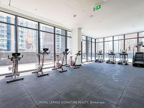 501-20 Edward St, Toronto, ON - Indoor Photo Showing Gym Room