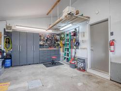 Garage - 