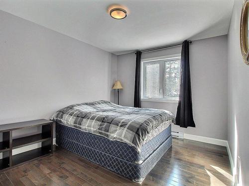 Bedroom - 194 Rue René, Saint-Raymond, QC - Indoor Photo Showing Bedroom