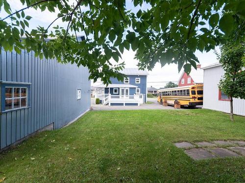 Cour - 288 Rue Principale E., Sainte-Hélène-De-Kamouraska, QC - Outdoor