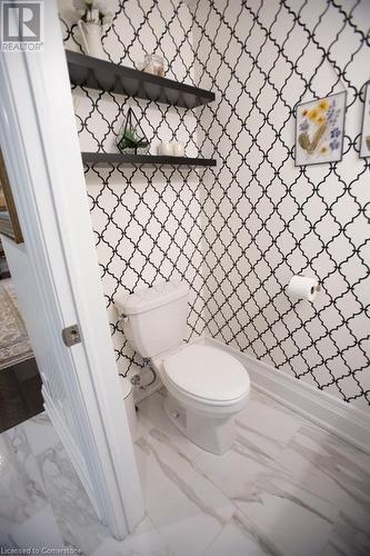 263 Riverbank Drive, Cambridge, ON - Indoor Photo Showing Bathroom